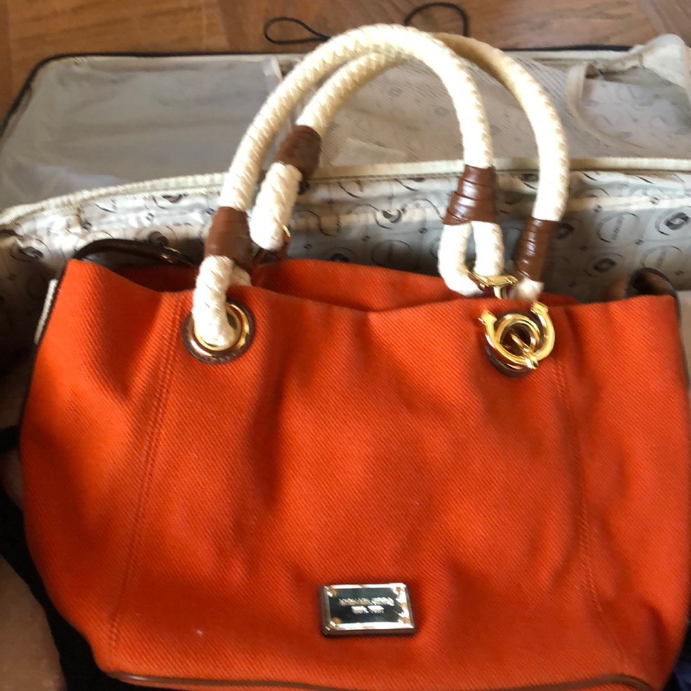 Michael Kors  Cloth Bag